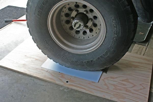 002 Lowering Tire Presure Setup For Testing Footprint At Different Inflation Levels Photo 94158505