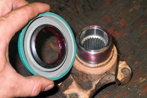 022 Driveshaft Yoke Seal Replacement Leak Driveline Axle Transfer Case Output Photo 171017378