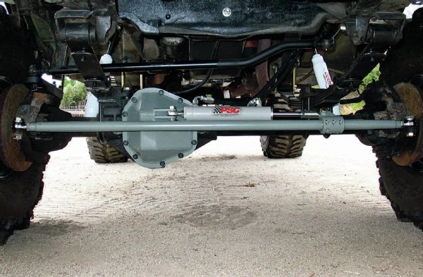 Psc Steering Ram Installed On Axle Photo 86672176
