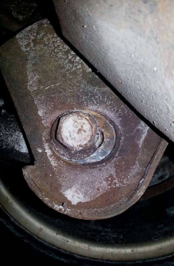 Control Arm Bolt Hole Photo 75662733