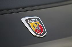 2014 fiat 500c abarth badge 11