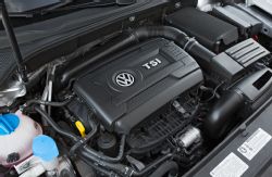 2014 VW passat SEL premium engine bay 10