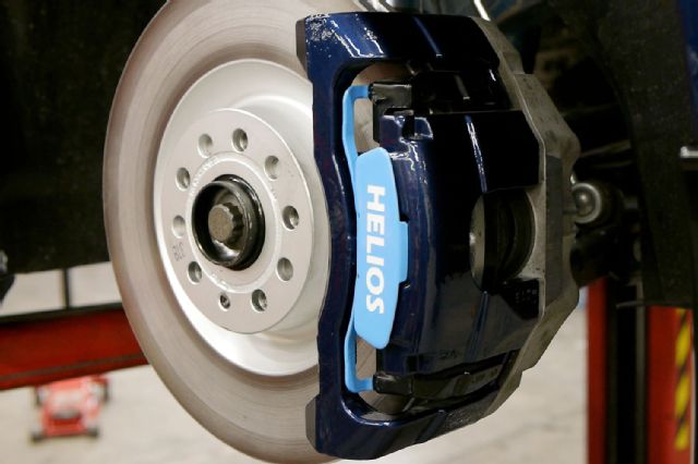 Sema 2013 VW jetta helios tribute car build VW golf r brakes 10
