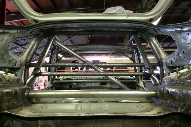 Roll cage rear