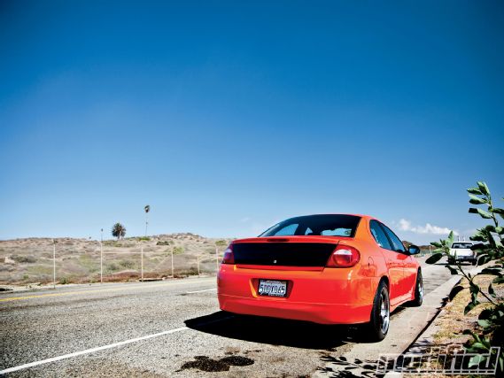 Modp_1011_02_o+2003_dodge_srt4+rear_view