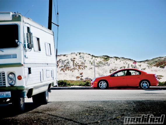 Modp_1011_05_o+2003_dodge_srt4+rv