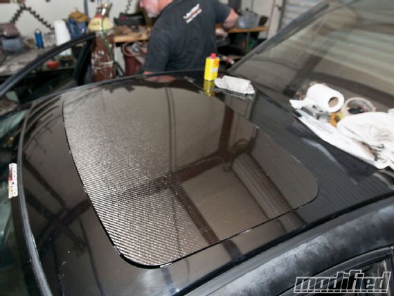 Modp_1010_14_o+acura_integra_project_DC2+carbon_sunroof_plug