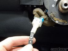 Eurp_1009_08_z+1995_volkswagen_golf_sport+airbag_wiring