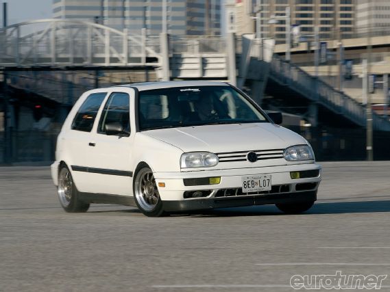 Eurp_1009_24_z+1995_volkswagen_golf_sport+final_product