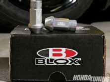 Htup_1007_09_o+project_ap1_honda_s2000+blox_box