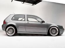 Eurp_1006_04_o+2003_volkswagen_gti+side_view_2