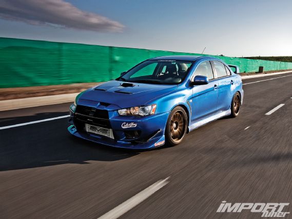 Impp_1007_01_o+2008_mitsubishi_lancer_evolution_x+front