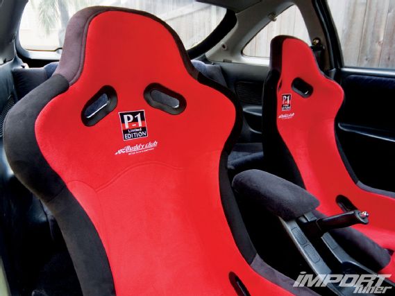 Impp_1004_22_o+increasing_performance_and_style+racing_seats