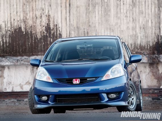 Htup_1003_15_o+2009_honda_fit_sport+front_view