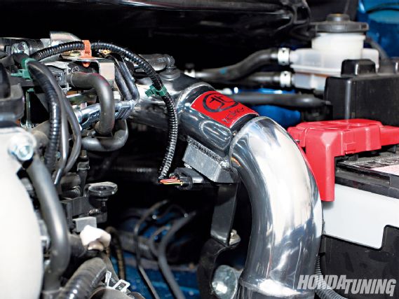 Htup_1003_11_o+2009_honda_fit_sport+intake_shot