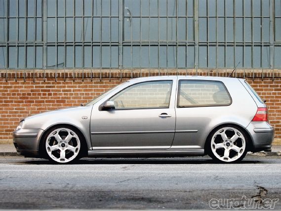 Eurp_0910_02+2003_volkswagen_golf_gti_project_car+left