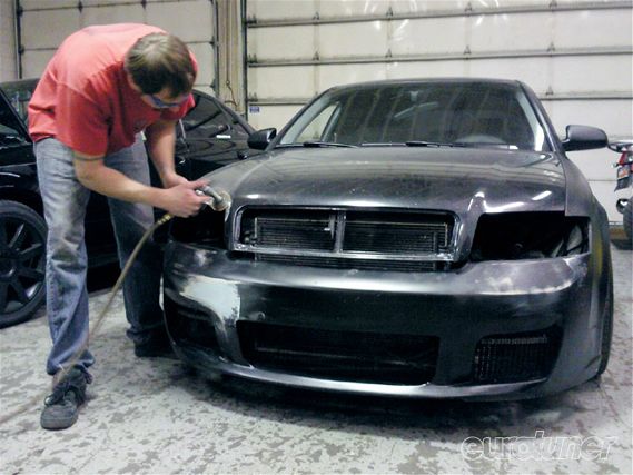 Eurp_0909_03+building_volkswagen_gti_jetta_audi_a4+2002_audi_a4_prep