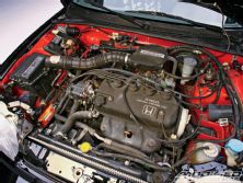 Modp_0906_01_o+honda_civic+engine_bay