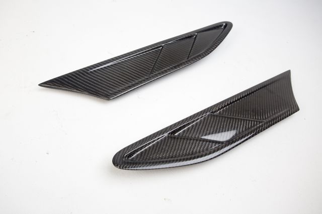 Seibon Suit Up FR Style Carbon Fiber Fender Ducts 48