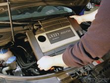 Eurp 1203 28+2007 audi a3+engine cover