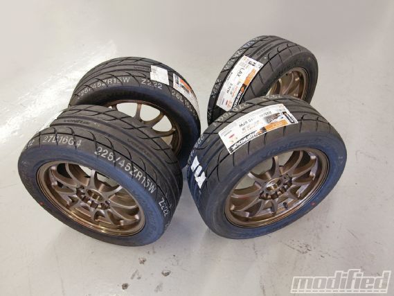 Modp 1110 09+1999 acura integra+wheel set