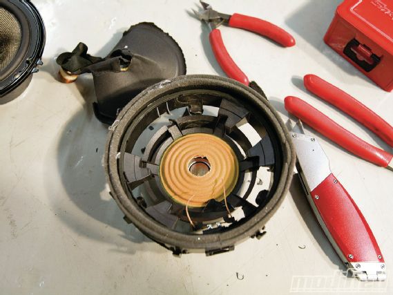 Modp 1107 10+2008 mitsubishi evolution+speakers disassembled