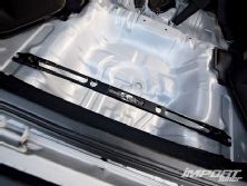 Impp_0902_11_z+1992_honda_civic_si_less_is_more+strut_bar