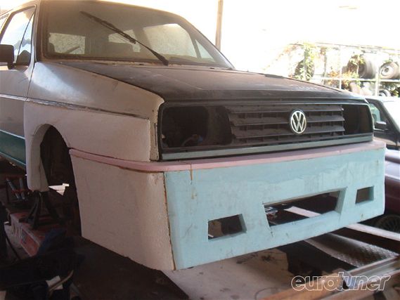 Eurp_0812_05_z+1987_golf_gl+front