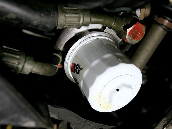 Sccp_0808_06_z+project_mitsubishi_evolution+oil_filter