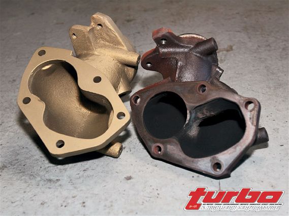 Turp_0807_05_z+mitsubishi_lancer_evo_ix+stock_o2_vs_works_o2_housing