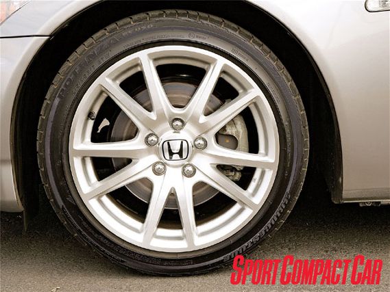 Sccp_0805_03_z+2005_honda_s2000+17_inch_wheels