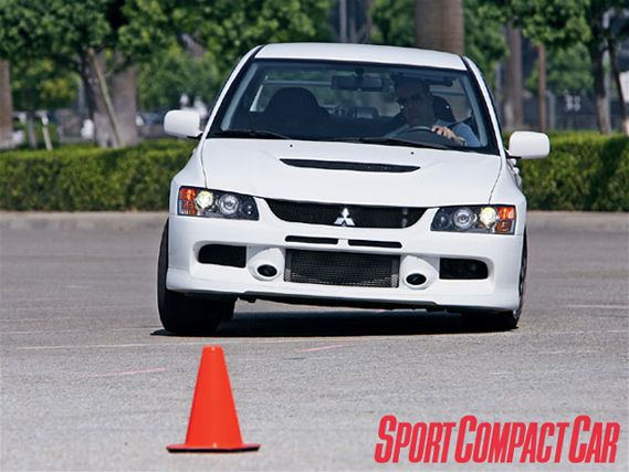 0801_sccp_01_z+2006_mitsubishi_evolution_ix+front_view