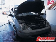 Turp_0004_07_z+ford_focus+under_hood