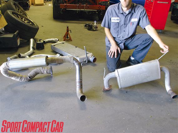 0610sccp_05z+toyota_mr2_spyder+exhaust_comparison