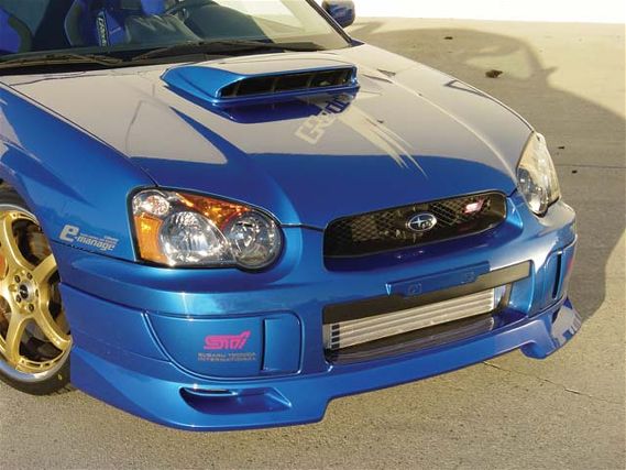 0509tur_41z+subaru_impreza_wrx_sti+right_front_view