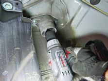 Eurp 1111 07+2005 audi a4+drill hole