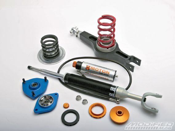 Modp_0909_02_o+project_350z_suspension_install+moton_clubsport_external_reservoir_monotube_system