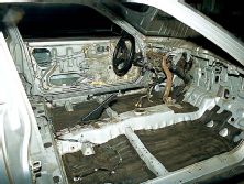 0306ht_05z+1988_CRX_Si+Interior_Gutted