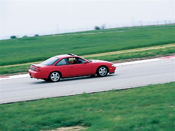 Impp_0302_02_z+1996_nissan_240sx_se_suspension_test+straight_line