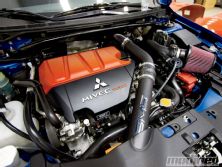 Modp_1103_05_o+mitsubishi_lancer_ralliart_sportback+engine