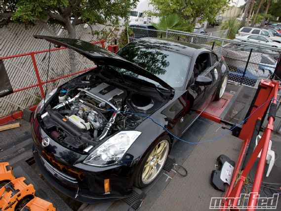 Modp_1010_01_o+stillen_generation_3_ultra_long_tube_dual_intake_kit+2007_nissan_350Z