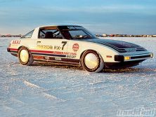 Modp_1007_05_o+mazda_rotary_evolution+mazda_rx7