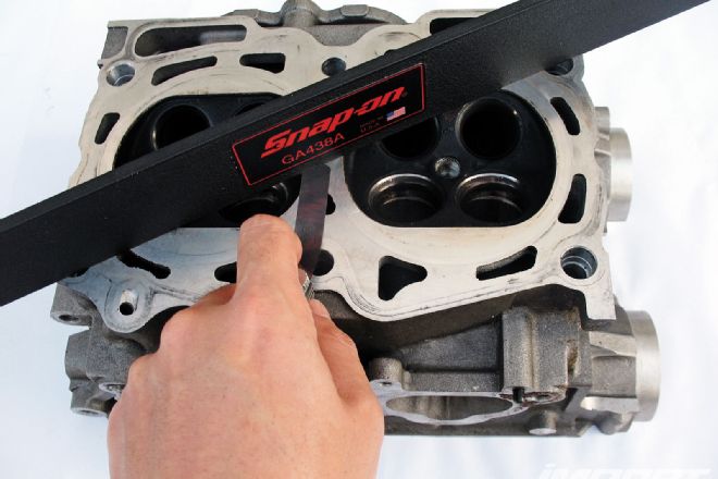 Tricks of the Trade: Cylinder Head Distortion Check - Import Tuner Magazine