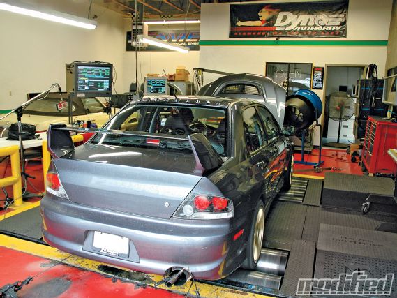 Modp_1001_06_o+dyno_charts_part_1+2006_mitsubishi_evo_ix_se