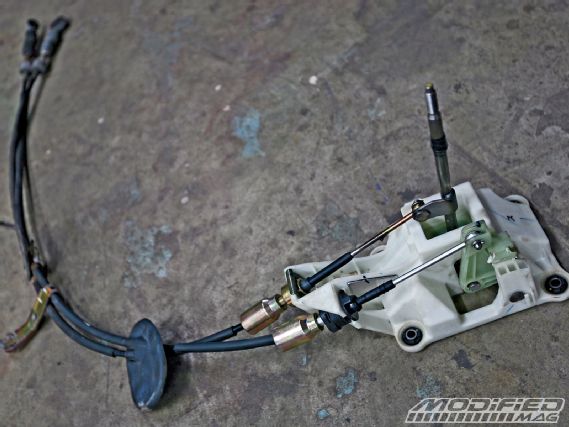 Modp_0912_04_o+project_dc2_integra_k_swap_guide_part_1+shifter_box_and_linkage