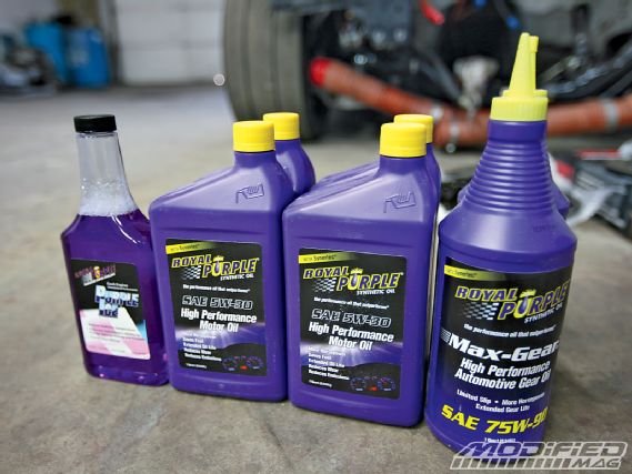 Modp_0912_11_o+project_dc2_integra_k_swap_guide_part_1+royal_purple_synthetic_oils