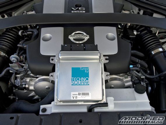 Modp_0907_12+engine_management_system_and_fuel_injection_system+technosquare_ecu_flash