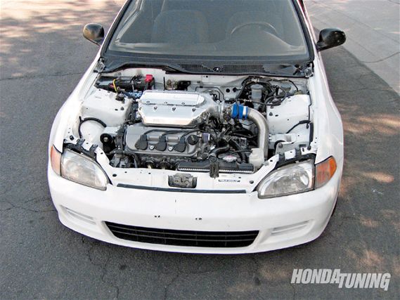 Htup_0904_01_z+honda_j_series_engine_swap+honda_civic_engine_bay