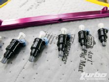 Turp_0812_19_z+top_shop_challenge+fuel_rail_1000cc_low_impedance_injectors