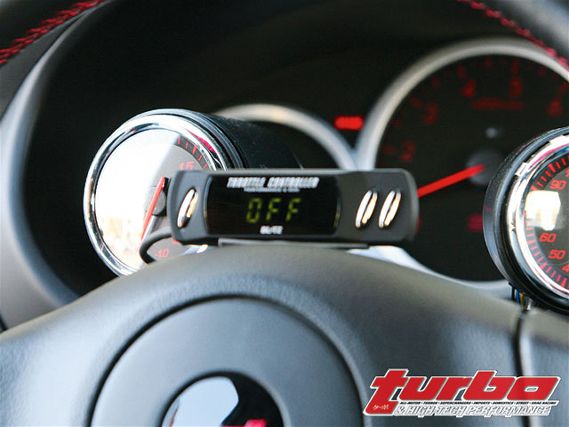 Turp_0810_08_z+2005_subaru_wrx_sti_blitz_throttle_controller+off_mode